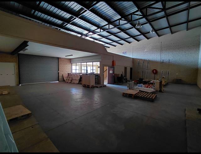 334M² WAREHOUSE TO LET IN POMONA
